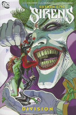 Gotham City Sirens (2009-2011) #4