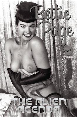 Bettie Page: The Alien Agenda (Variant Cover) #1.5