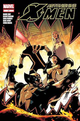 Astonishing X-Men Vol. 3 (2004-2013) #37