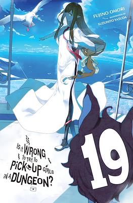 Is It Wrong to Try to Pick Up Girls in a Dungeon? (Softcover) #19