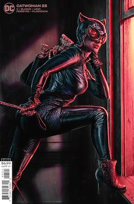 Catwoman Vol. 5 (2018-Variant Covers) (Comic Book 28-48 pp) #25