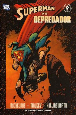 Superman vs Depredador