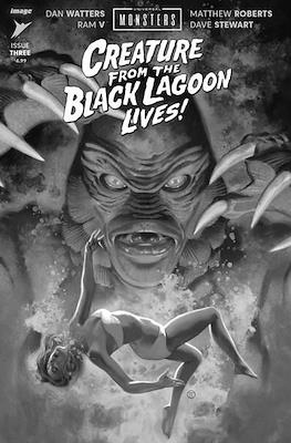 Universal Monsters: The Creature From The Black Lagoon Lives! (Variant Cover) #3.2