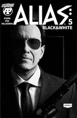 Alias Black & White (2021) #5