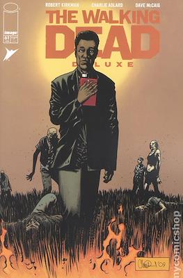 The Walking Dead Deluxe (Variant Cover) #61