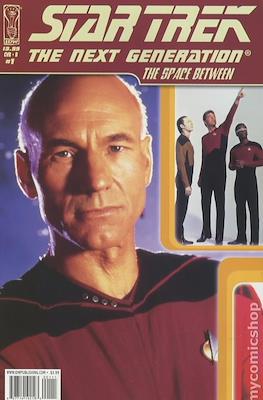 Star Trek The Next Generation The Space Between (Variant Cover)