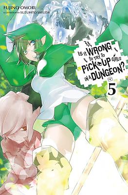 Is It Wrong to Try to Pick Up Girls in a Dungeon? (Softcover) #5