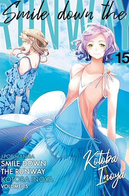 Smile Down the Runway #15