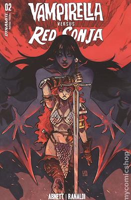 Vampirella versus Red Sonja (Variant Cover) #2.5