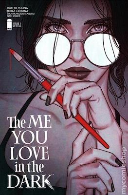 The Me You Love In The Dark (Variant Cover) #1.9
