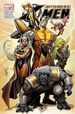 Astonishing X-Men Vol. 3 (2004-2013) (Comic Book) #38