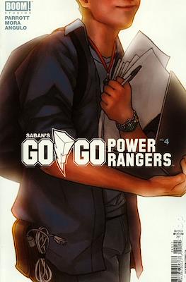 Go Go Power Rangers (Variant Covers) #4